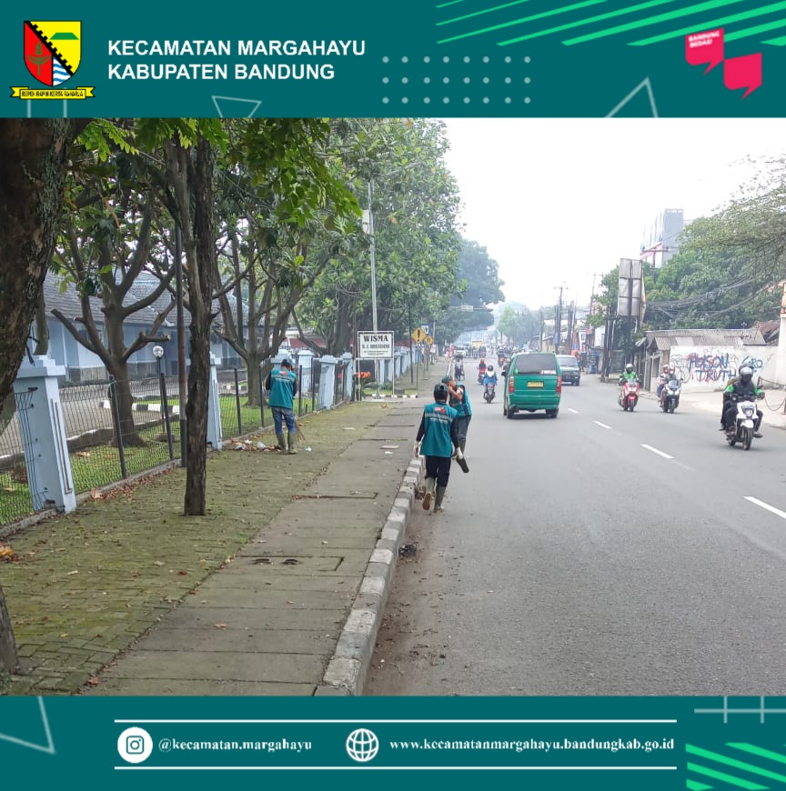 giat-kader-bandung-bedas-bersih-sampah-bersama-fkks-forum-komunikasi-kecamatan-sehat-melakukan-giat-membersihkan-wilayah-kecamatan-margahayu-08-06-2022