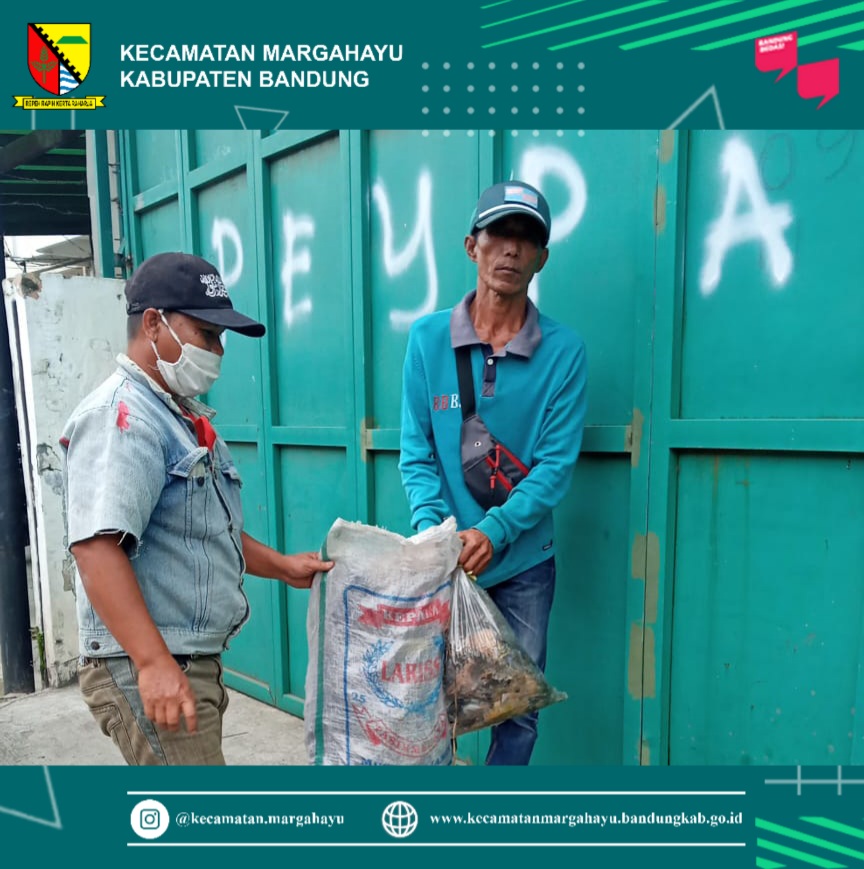 giat-kader-bandung-bedas-bersih-sampah-bersama-fkks-forum-komunikasi-kecamatan-sehat-melakukan-giat-membersihkan-wilayah-kecamatan-margahayu-15-06-2022