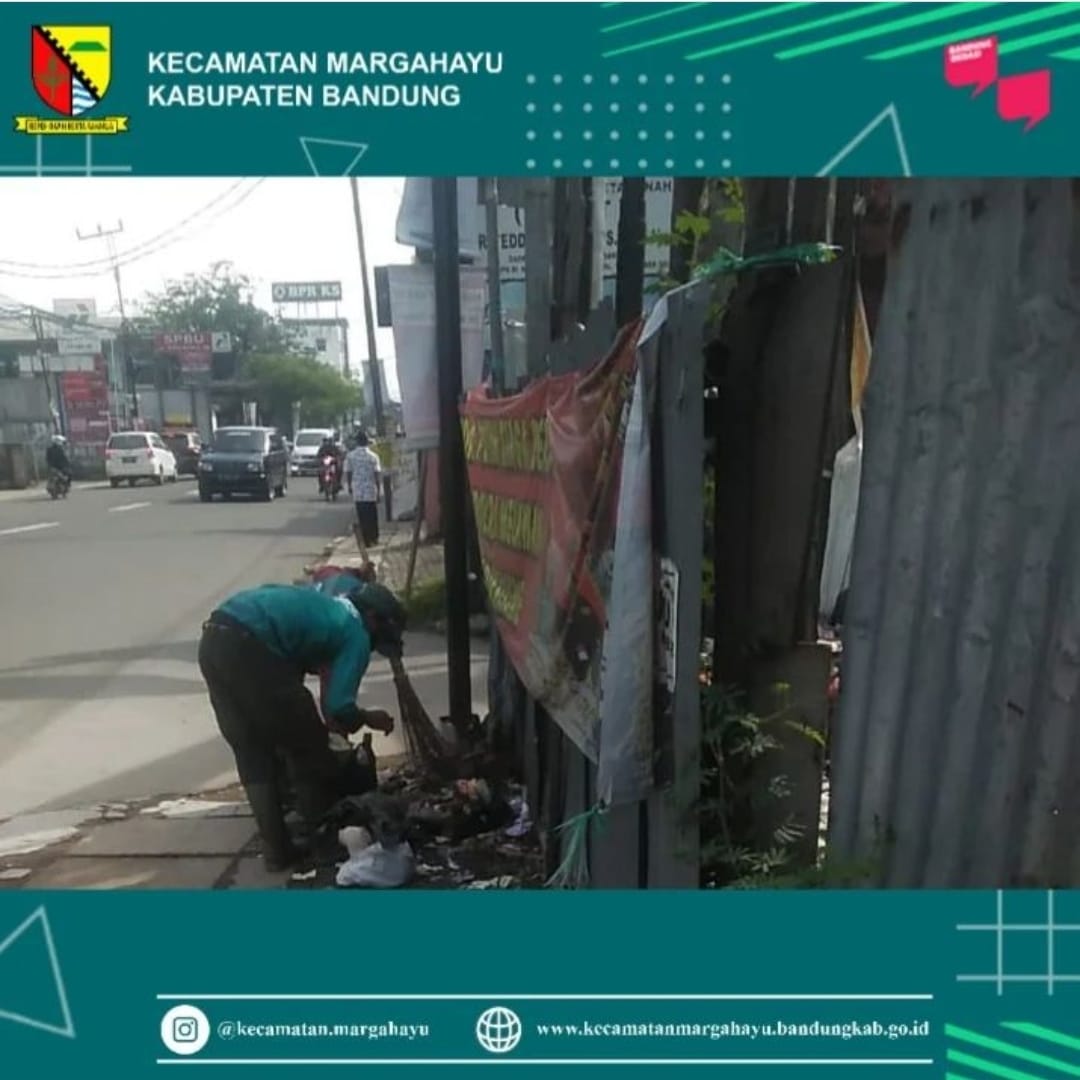 giat-kader-bandung-bedas-bersih-sampah-bersama-fkks-forum-komunikasi-kecamatan-sehat-melakukan-giat-membersihkan-wilayah-kecamatan-margahayu-12-04-2022