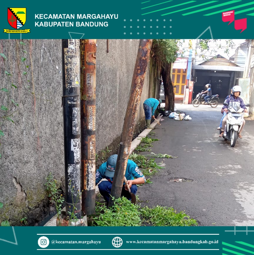 giat-kader-bandung-bedas-bersih-sampah-bersama-fkks-forum-komunikasi-kecamatan-sehat-melakukan-giat-membersihkan-wilayah-kecamatan-margahayu-20-04-2022