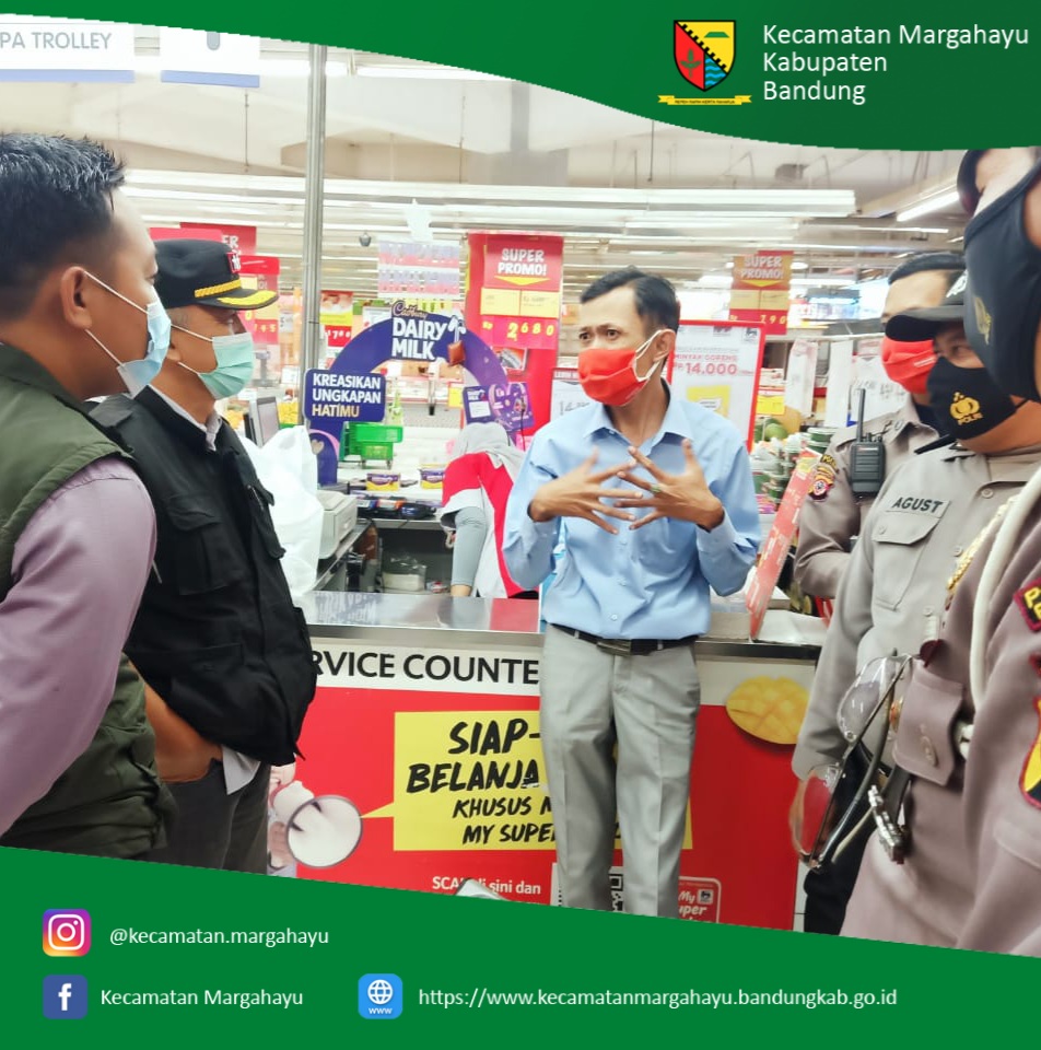 melaksanakan-giat-yustisi-ppkm-level-3-bersama-jajaran-samping-di-mall-swalayan-dan-supermarket-di-wilayah-kecamatan-margahayu-18-02-2022