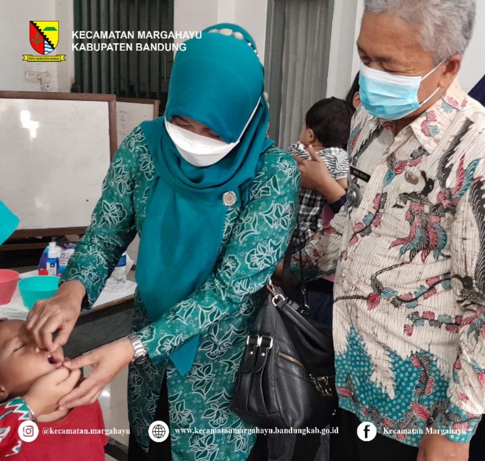 melaksanakan-kegiatan-monitoring-pelaksanaan-bulan-imunisasi-anak-bian-di-wilayah-kecamatan-margahayu-04-08-2022
