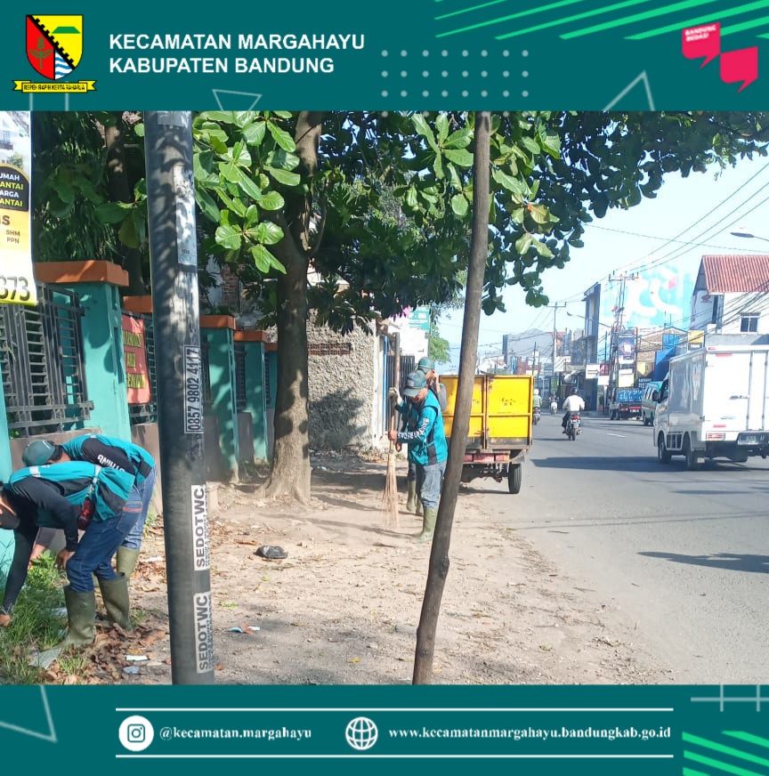 giat-kader-bandung-bedas-bersih-sampah-bersama-fkks-forum-komunikasi-kecamatan-sehat-melakukan-giat-membersihkan-wilayah-kecamatan-margahayu-04-07-2022