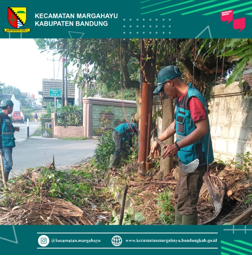 giat-kader-bandung-bedas-bersih-sampah-bersama-fkks-forum-komunikasi-kecamatan-sehat-melakukan-giat-membersihkan-wilayah-kecamatan-margahayu-06-06-2022