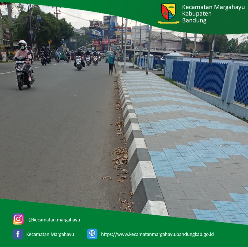 giat-kader-bandung-bedas-bersih-sampah-bersama-fkks-forum-komunikasi-kecamatan-sehat-melakukan-giat-membersihkan-wilayah-kecamatan-margahayu-23-03-2022
